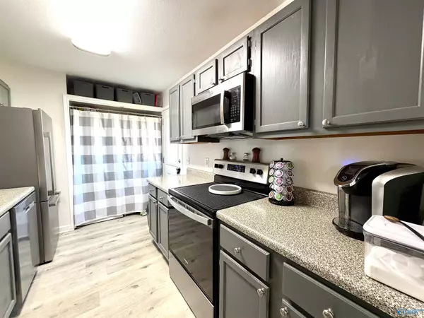 Fort Payne, AL 35967,6743 County Road 78