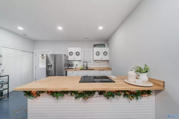 New Market, AL 35761,451 Henry Taylor Road