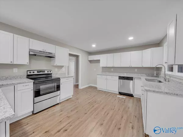 Lester, AL 35647,29331 Easter Ferry Road