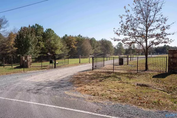 Fort Payne, AL 35967,2510 Dean Road NE