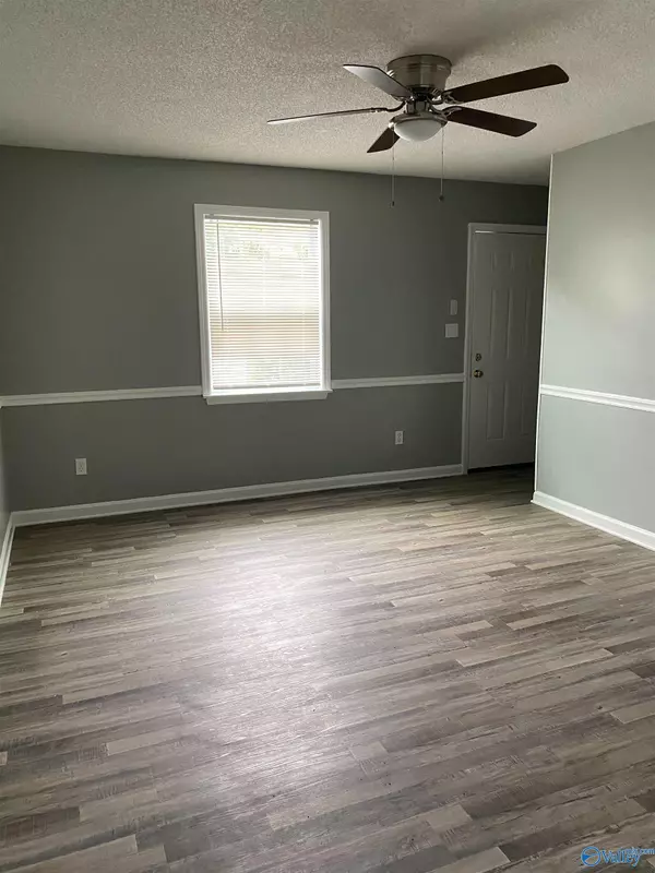 Huntsville, AL 35816,5130 Blue Springs Road #B