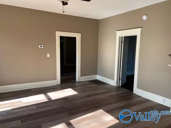 Decatur, AL 35601,411 5th Avenue SW