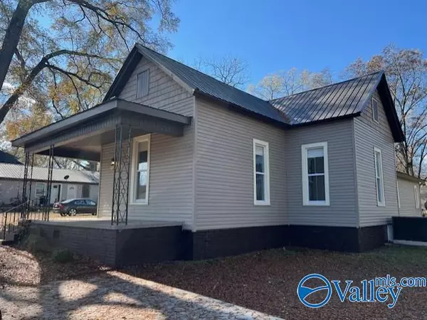 Decatur, AL 35601,411 5th Avenue SW