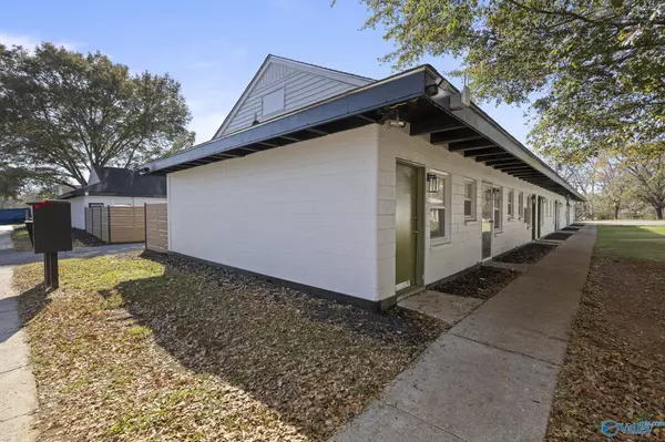 Huntsville, AL 35805,3004 SW Clopton Street #28