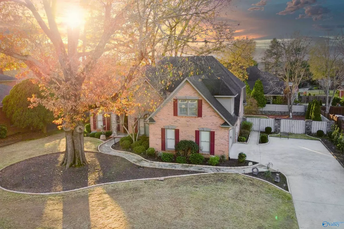 Decatur, AL 35603,4308 Emerald Lane