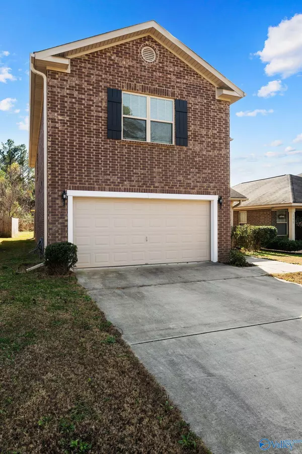 Owens Cross Roads, AL 35763,202 Sedgewick Drive