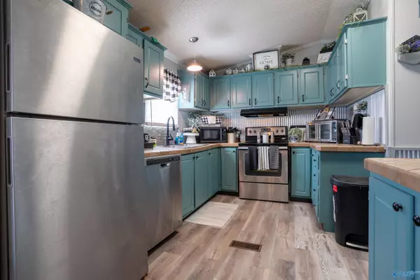 Flat Rock, AL 35966,182 County Road 814