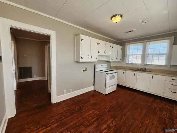 Woodville, AL 35776,115 Maple Street