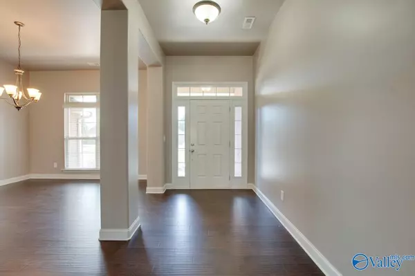 Madison, AL 35757,512 Summer Cove Circle