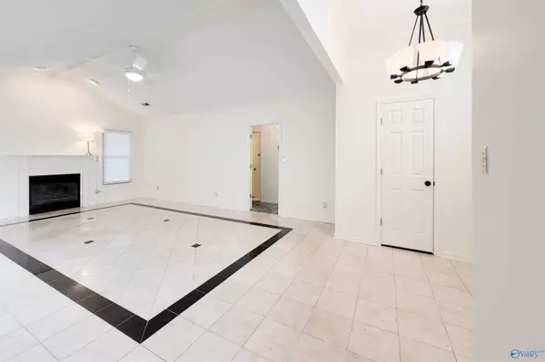 Decatur, AL 35603,1504 Chestnut Grove SW