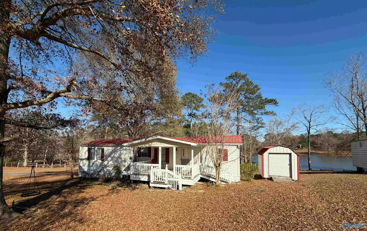 Cedar Bluff, AL 35959,730 County Road 725