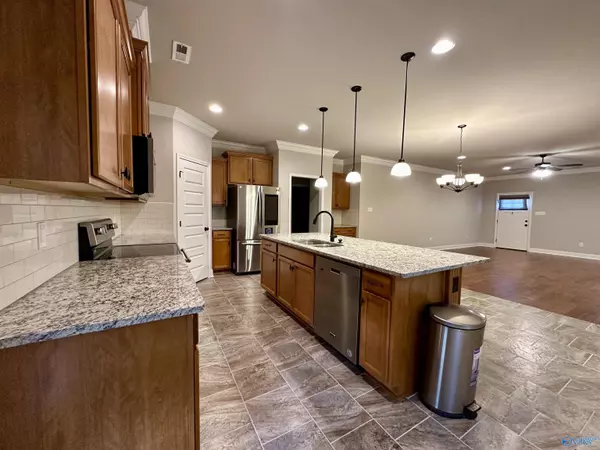 Madison, AL 35757,164 Summer Pointe Lane