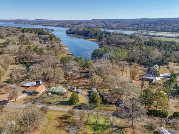 Guntersville, AL 35976,280 Vaughn Circle