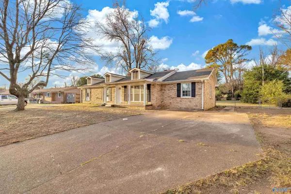 Huntsville, AL 35810,3910 Shamrock Drive NW