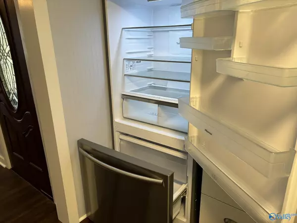 Athens, AL 35614,14286 Williams Road