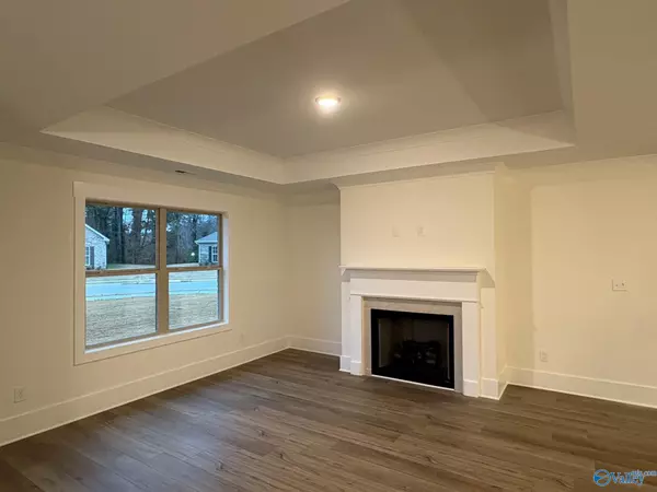 Arab, AL 35016,68 Overland Pass