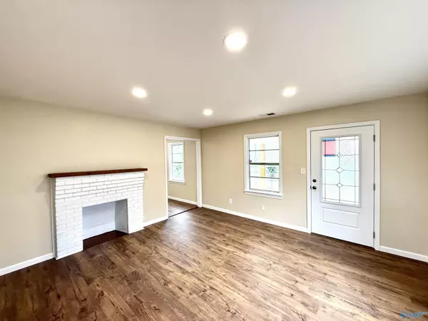 Gadsden, AL 35903,926 Wilbanks Avenue