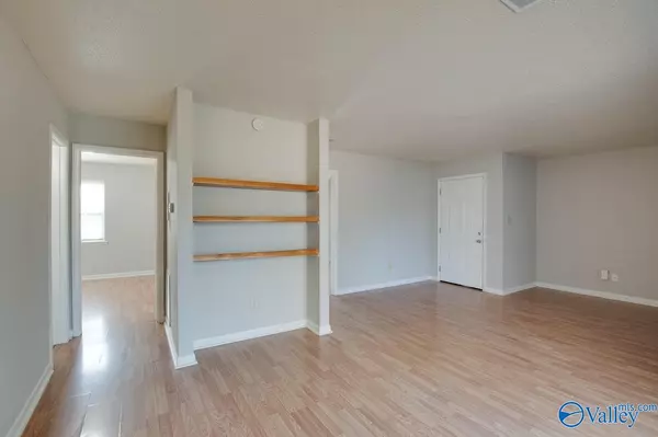 Huntsville, AL 35816,4906 Cotton Row #D