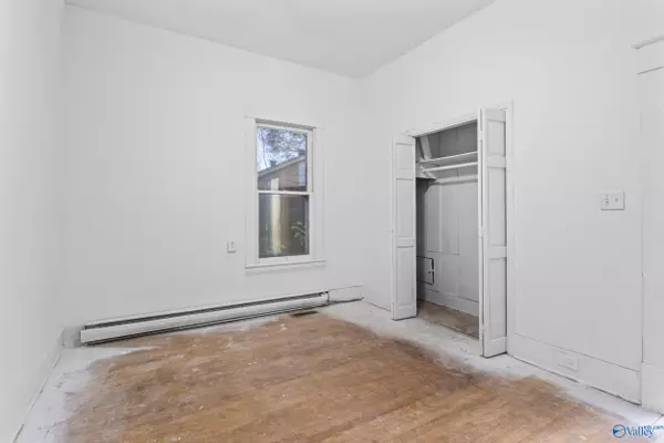 Decatur, AL 35601,909 SE 9th Street Se SE