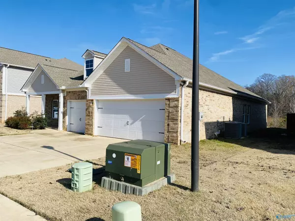 Huntsville, AL 35805,4225 Textile Lane