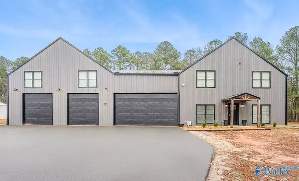 4536 Danville Road SW, Decatur, AL 35603