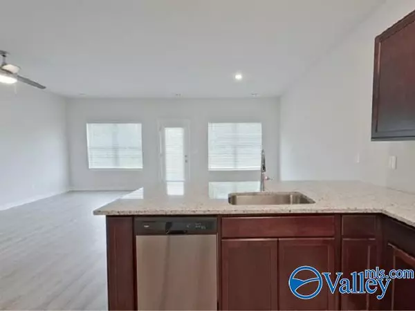 Huntsville, AL 35806,6102 Taramore Lane NW