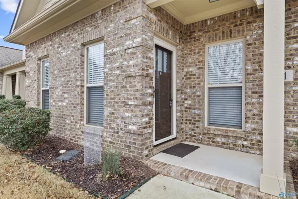 Huntsville, AL 35824,511 West Mossyleaf Drive