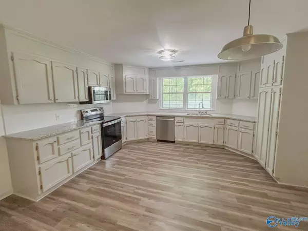 Guntersville, AL 35976,4001 Neely Court