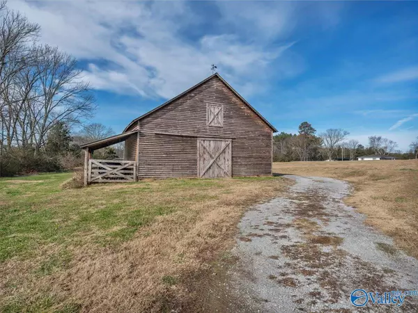 Valley Head, AL 35989,626 Carmichael Road