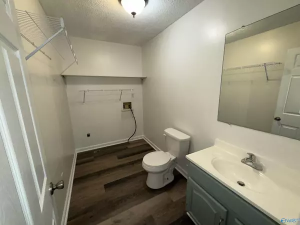 Guntersville, AL 35976,5415 Bodine Road