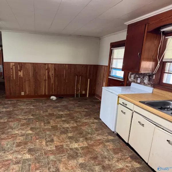 Elkmont, AL 35620,23266 Alabama Highway 99