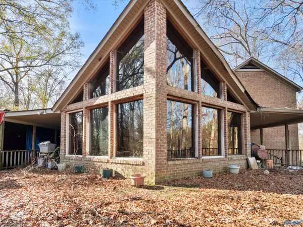 Somerville, AL 35670,990 Cotaco Florette Road