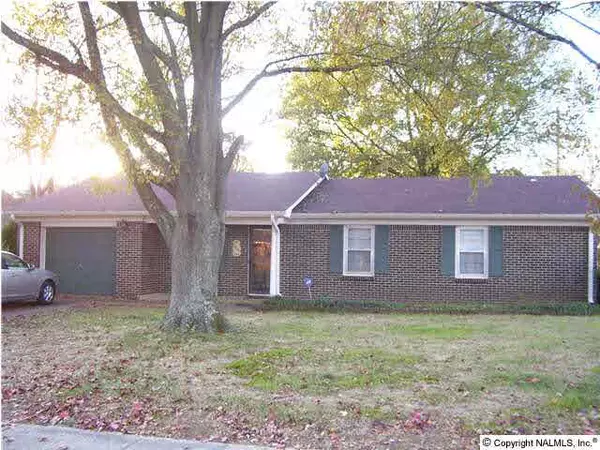 1315 SW Arbor Avenue, Decatur, AL 35601