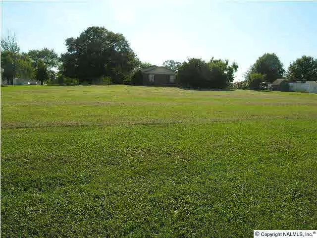 Moulton, AL 35650,Highland Drive