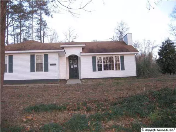 14201 Dogwood Road, Athens, AL 35611