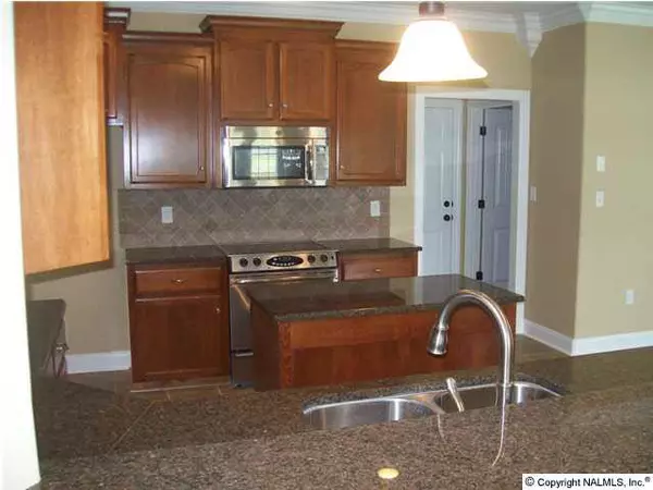 Owens Cross Roads, AL 35763,5036 Valley Cove Drive