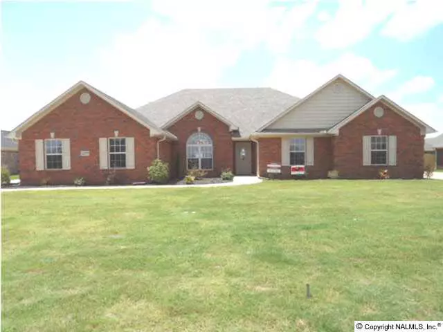 13379 Summerfield Drive, Athens, AL 35613