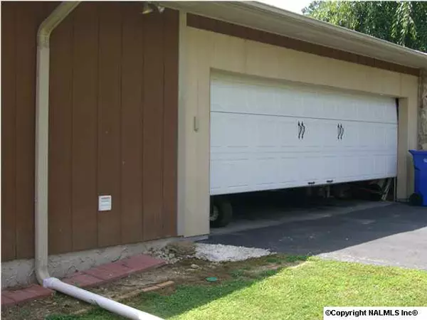 Rainsville, AL 35986,173 4th Avenue