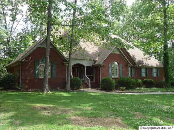 Arab, AL 35016,2099 NE Hickory Trail