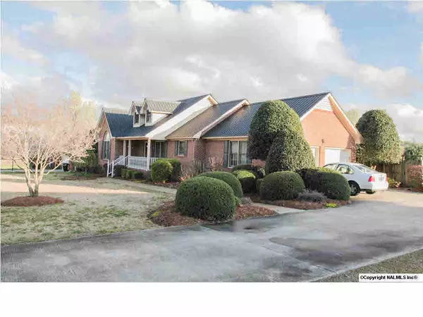 Fort Payne, AL 35967,1306 NW 67th Street