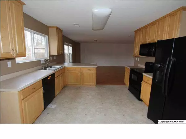 Toney, AL 35773,172 Bayside Lane