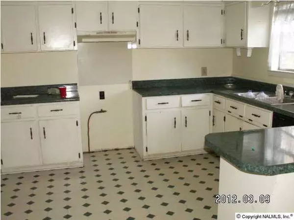 Rainbow City, AL 35906,414 Hill Street