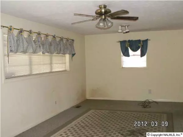 Rainbow City, AL 35906,414 Hill Street