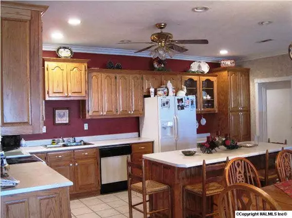 Jasper, AL 35504,111 Duskin Point Rd