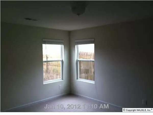 Owens Cross Roads, AL 35763,109 Firefly Lane