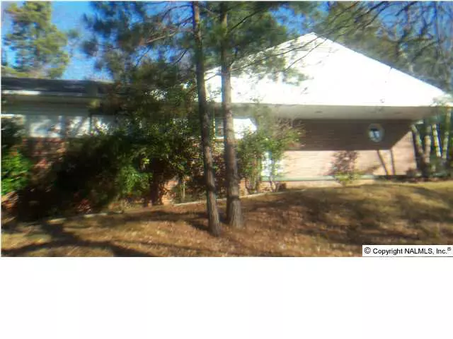 1107 Altamont Road, Anniston, AL 36207