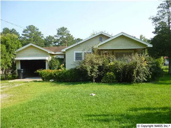 1137 Tidmore Bend Road, Gadsden, AL 35901