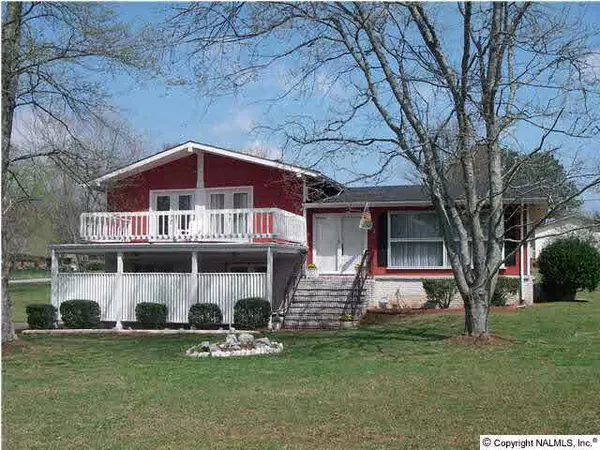 3001 Eolyne Kelly Way, Huntsville, AL 35811