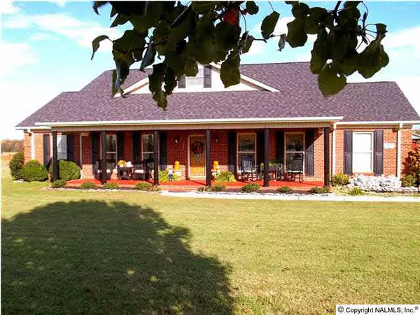 145 Brier Fork Road, Hazel Green, AL 35750