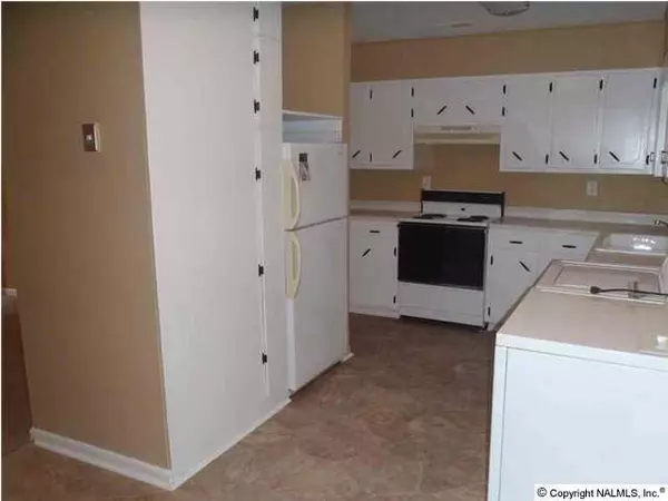 Moulton, AL 35650,1064 Seminary Street